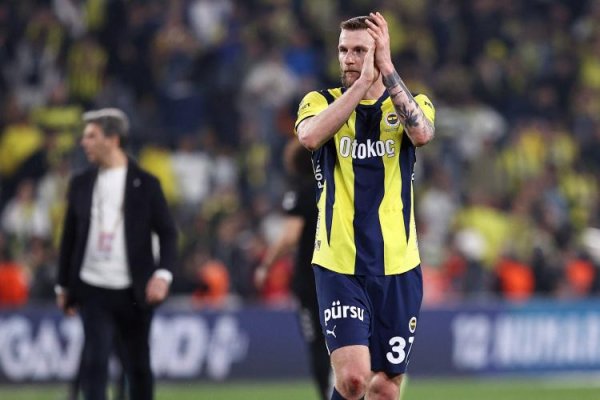 牛盈宝 队报：什克未来几小时接受费内巴切体检并签约，转会费1000万欧